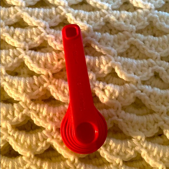 Tupperware Measuring Spoons